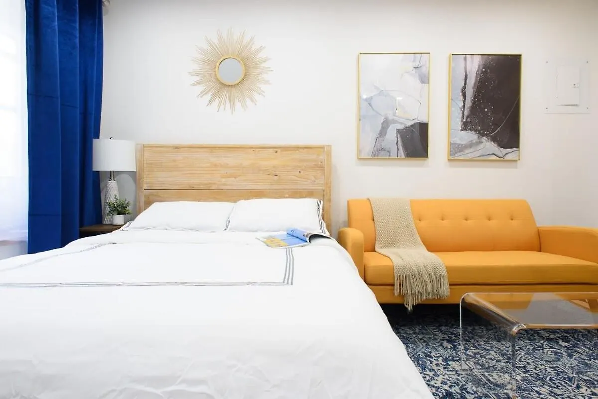 1597-12 New Studio Prime Ues Wd In Unit New York